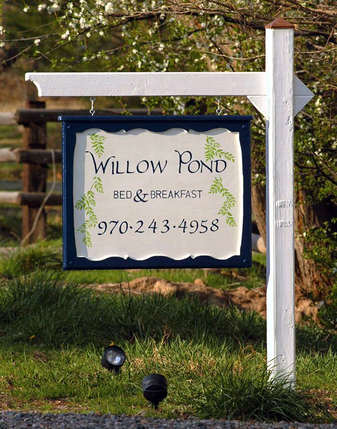 Willow Pond Bed And Breakfast Grand Junction Exterior photo